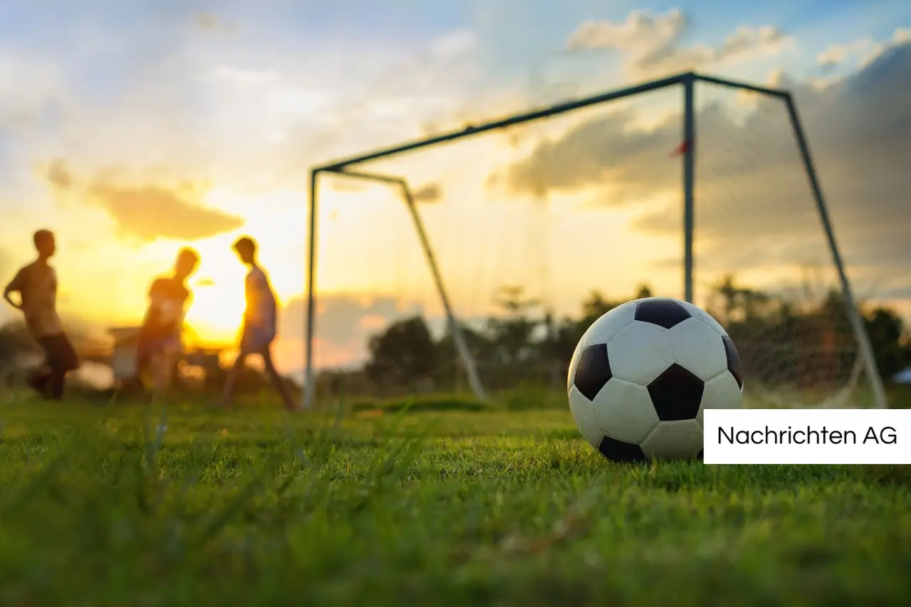 Fan-Aufruhr im Regionalligaspiel: Jena besiegt Halle trotz Unterbrechung!